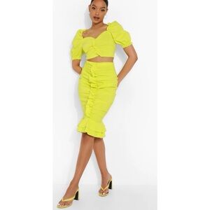 Women’s Boohoo Puff Sleeve Sweetheart Crop & Ruffle Skirt Set Size 10 NWT